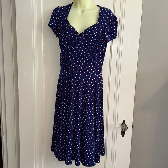 Retro look Leota blue polyester/spandex short sleeve /pink & cream polka dots - Picture 1 of 9